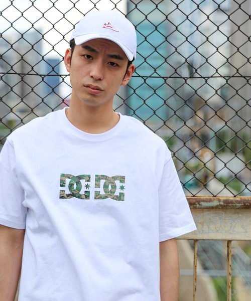 DC SHOES(ディーシーシューズ)の「21 20S BASIC WSTAR S/DCロゴ半袖Tシャツ(Tシャツ/カットソー・メンズ・ホワイト/ブラック系その他/ブラック・MEDIUM/LARGE/X-LARGE)」の1枚目の写真