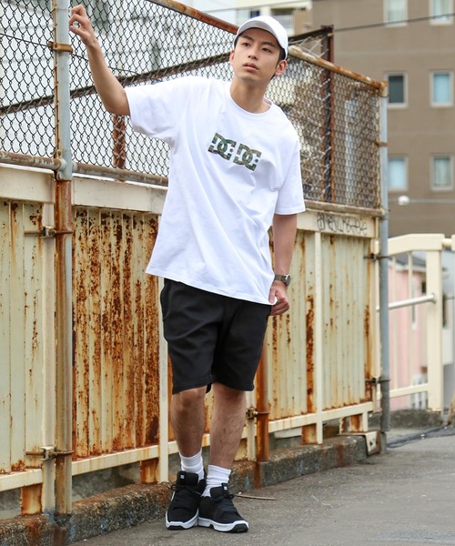 DC SHOES(ディーシーシューズ)の「21 20S BASIC WSTAR S/DCロゴ半袖Tシャツ(Tシャツ/カットソー・メンズ・ホワイト/ブラック系その他/ブラック・MEDIUM/LARGE/X-LARGE)」の13枚目の写真