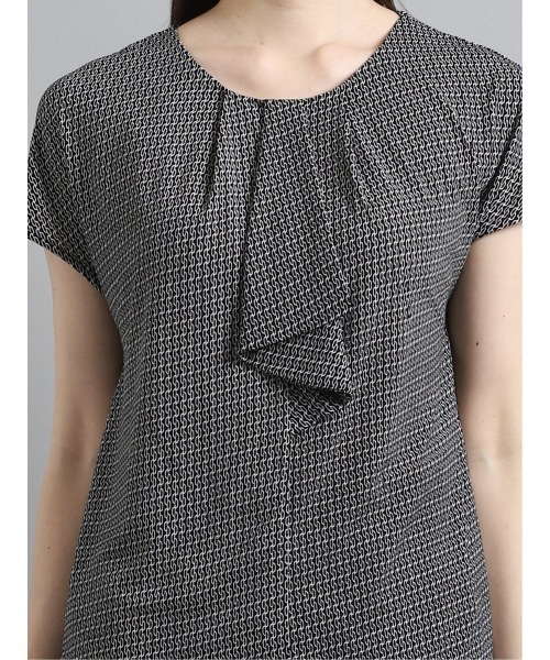 m.f.editorial（エムエフエディトリアル）の「エムエフエディトリアルレディース/m.f.editorial：Women　ストレッチシフォン タック5分袖プルオーバーTシャツ（Tシャツ/カットソー・レディース・ホワイト/ブラック・MEDIUM/LARGE）」の7枚目の写真