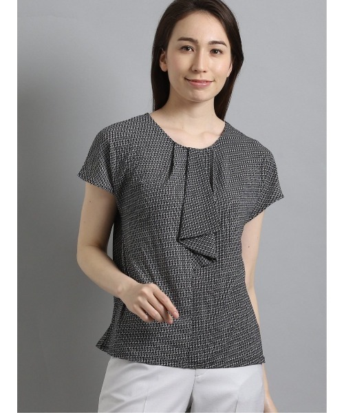 m.f.editorial（エムエフエディトリアル）の「エムエフエディトリアルレディース/m.f.editorial：Women　ストレッチシフォン タック5分袖プルオーバーTシャツ（Tシャツ/カットソー・レディース・ホワイト/ブラック・MEDIUM/LARGE）」の6枚目の写真