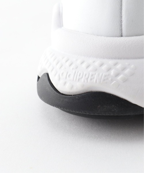 adidas（アディダス）の「ADIDAS OZWEEGO（スニーカー・レディース・ホワイト・23.5cm/24cm/23cm/22.5cm/24.5cm）」の14枚目の写真