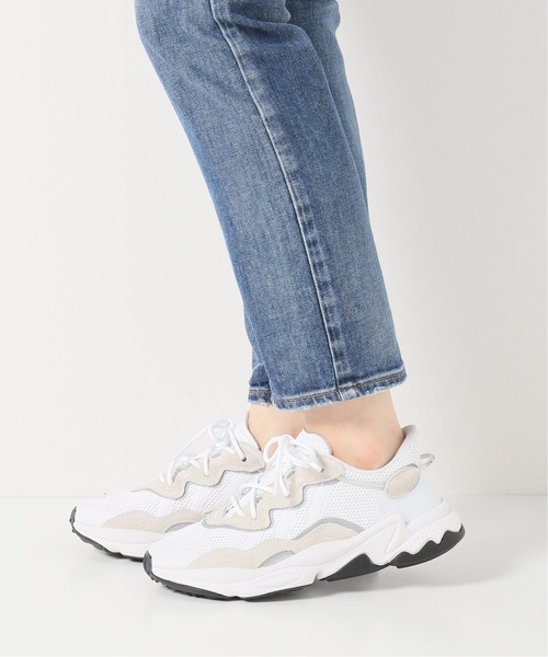 adidas（アディダス）の「ADIDAS OZWEEGO（スニーカー・レディース・ホワイト・23.5cm/24cm/23cm/22.5cm/24.5cm）」の19枚目の写真