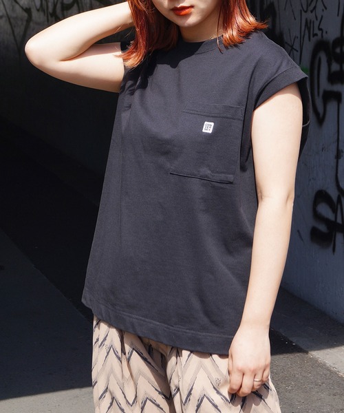 CONVERSE（コンバース）の「CONVERSEフレンチスリーブTシャツ（Tシャツ/カットソー・レディース・ダークブラウン/ホワイト/ブラック・FREE）」の19枚目の写真