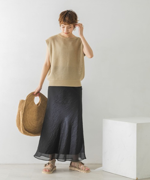 URBAN RESEARCH(アーバンリサーチ)の「シアーバイアススカート(スカート・レディース・ブラック/キャメル・36/38)」の17枚目の写真