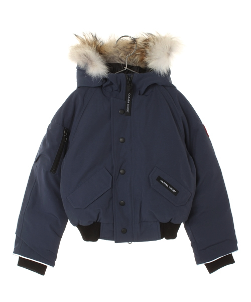 SHIPS（シップス）の「CANADA GOOSE(カナダグース):RUNDLE BOMBER（ダウンジャケット/コート・キッズ・ブラック/レッド/ネイビー・LARGE/X-LARGE/SMALL/X-SMALL/MEDIUM）」の3枚目の写真