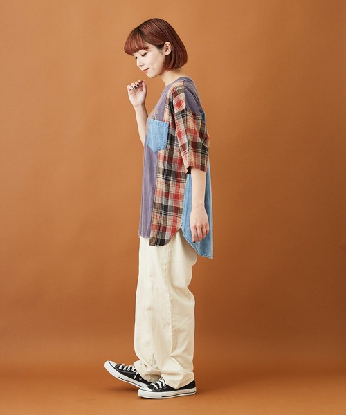 CUBE SUGAR(キューブシュガー)の「天竺 パウダー加工 リメイク風 ロング 5分袖 Tシャツ(Tシャツ/カットソー・レディース・チャコールグレー/ネイビー/マスタード・M)」の16枚目の写真
