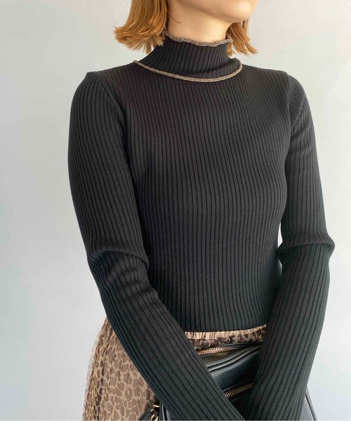 PICCIN（ピッチン）の「ラメロールトリミングニット（ニット/セーター・レディース・ブラック/ブラウン/オフホワイト・M）」の2枚目の写真