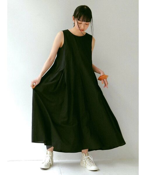 Ungrid（アングリッド）の「タックデザインフレアワンピース（ワンピース・レディース・オフホワイト/ブラック/マスタード・FREE）」の12枚目の写真