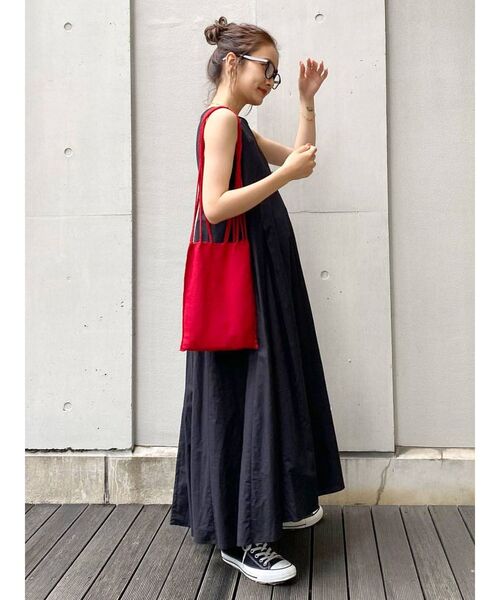 Ungrid（アングリッド）の「タックデザインフレアワンピース（ワンピース・レディース・オフホワイト/ブラック/マスタード・FREE）」の13枚目の写真