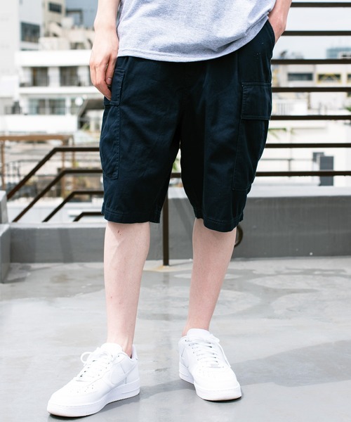 ８(eight)（エイト）の「綾織ワイドショーツ（カーゴパンツ・メンズ・ブラック/オフホワイト/ネイビー/ベージュ/オリーブ・LARGE/MEDIUM/SMALL）」の16枚目の写真