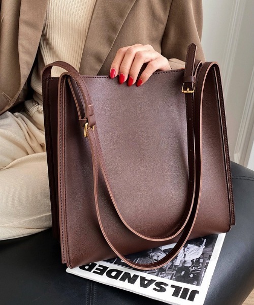 SETUP7（セットアップセブン）の「【SETUP7】スクエアPUショルダートート KNF　※（トートバッグ・レディース・ホワイト/ブラック/ダークブラウン/ブラウン・FREE）」の7枚目の写真