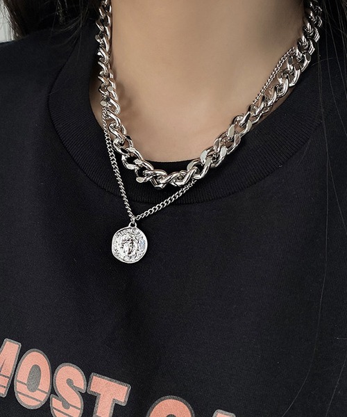 LA VORAGINE（ラ ヴォラジネ）の「チョーカーネックレス２本セット（男女兼用）（チョーカー・レディース・ゴールド/シルバー・FREE）」の12枚目の写真