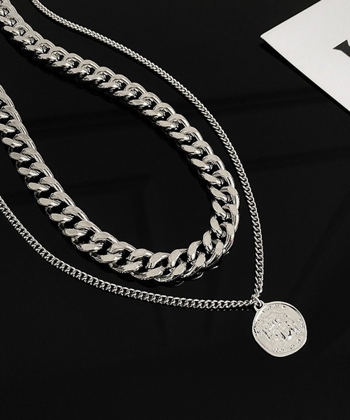 LA VORAGINE（ラ ヴォラジネ）の「チョーカーネックレス２本セット（男女兼用）（チョーカー・レディース・ゴールド/シルバー・FREE）」の6枚目の写真