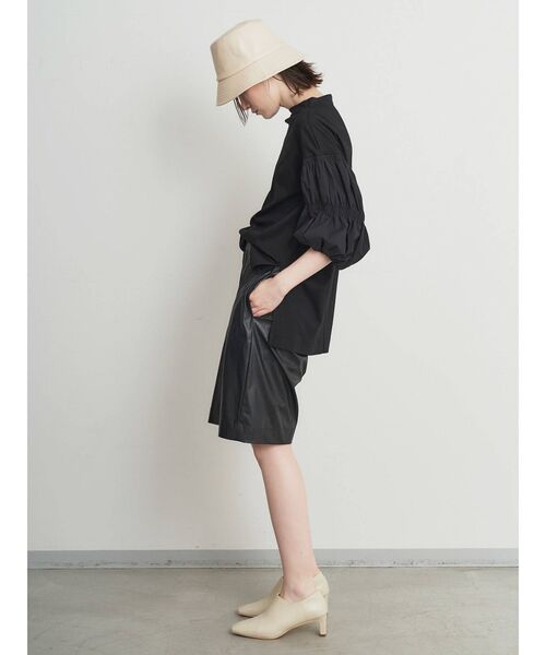 ELENDEEK（エレンディーク）の「マムルークハーフスリーブカットソー（Tシャツ/カットソー・レディース・ブラック/オフホワイト・FREE）」の5枚目の写真