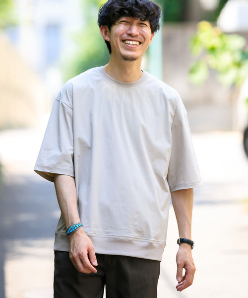 ITEMS URBANRESEARCH（アイテムズ アーバンリサーチ）の「クイックドライ クルーネックTシャツ（Tシャツ/カットソー・メンズ・ベージュ/ブラック/パープル/カーキ・MEDIUM/LARGE）」の3枚目の写真