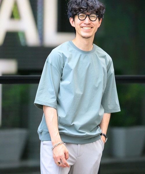 ITEMS URBANRESEARCH（アイテムズ アーバンリサーチ）の「クイックドライ クルーネックTシャツ（Tシャツ/カットソー・メンズ・ベージュ/ブラック/パープル/カーキ・MEDIUM/LARGE）」の4枚目の写真