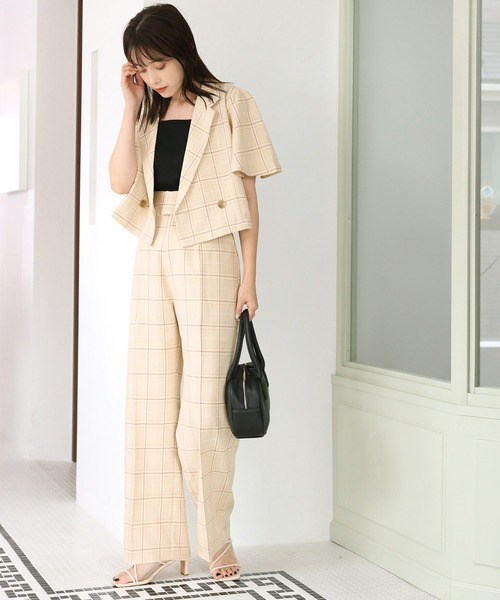 one after another NICE CLAUP(ワンアフターアナザーナイスクラップ)の「フレア袖ショートジャケット(セットアップスラックスあり)(その他アウター・レディース・ブラック/ブラウン/アイボリー/ベージュ系その他・FREE)」の15枚目の写真