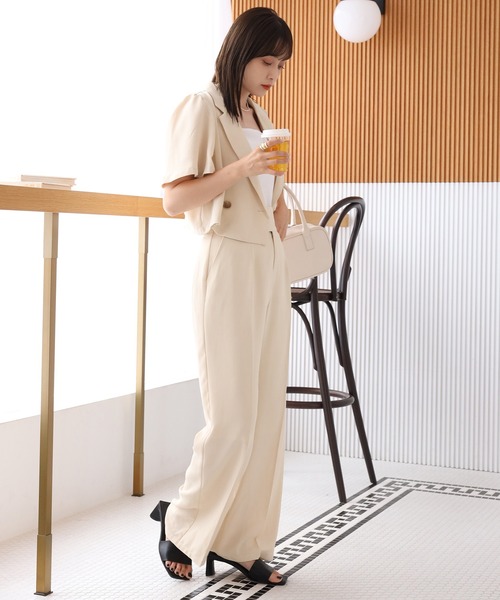 one after another NICE CLAUP(ワンアフターアナザーナイスクラップ)の「フレア袖ショートジャケット(セットアップスラックスあり)(その他アウター・レディース・ブラック/ブラウン/アイボリー/ベージュ系その他・FREE)」の16枚目の写真