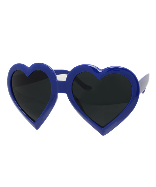 WEGO（ウィゴー）の「WEGO/ハートサングラス（サングラス・レディース・ホワイト/サックスブルー/パープル/ライトパープル/ピンク/ライトピンク/レッド/ブラック/イエロー/ライトイエロー/ブルー/オレンジ/グリーン/ターコイズブルー/ピンク系その他/オレンジ系その他・FREE）」の7枚目の写真