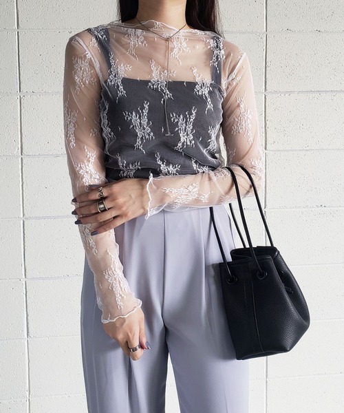me+em select(ミームセレクト)の「ハーフネック花柄レースメロートップス(Tシャツ/カットソー・レディース・ブルー/キャメル/ホワイト/ピンク/ベージュ/ブラック・FREE)」の9枚目の写真