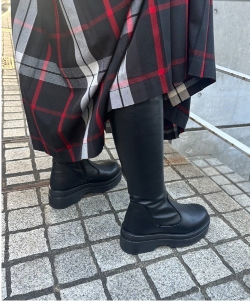 Shoes in Closet（シューズインクローゼット）の「《#極軽》軽量厚底 2段ソール プレーン ロングブーツ 2698（ブーツ・レディース・ブラック/ブラック系8/ダークブラウン系8・LL/M/L/S/3L/XS）」の11枚目の写真