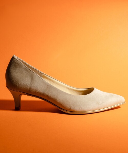 ESPERANZA(エスペランサ)の「◆売切り終了【5.5cmヒール】12時間パンプスNEO(ライン入り)(パンプス・レディース・ブラック/ベージュ/ブラック系/ブラック系2/ベージュ系/こしょう色系/こしょう色系1・22.5cm/23.5cm/24.5cm/23.0cm/24.0cm/25.0cm/21.5cm/22.0cm)」の8枚目の写真