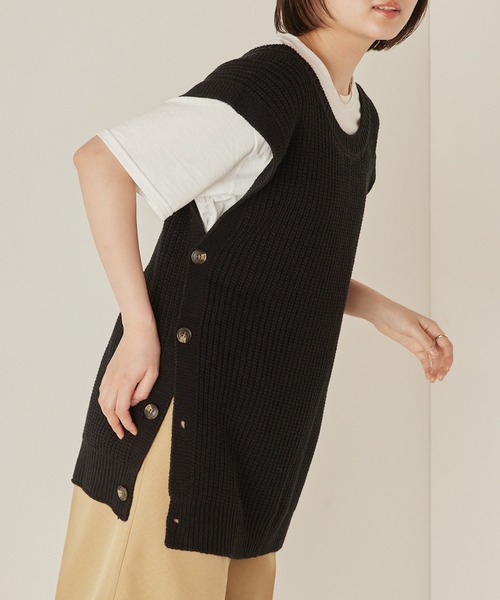 mikke（ミッケ）の「2WAYオーバーサイズニットベスト&ボリュームスリーブショート丈ボレロ（ベスト・レディース・オフホワイト/オリーブ/ブラック/ベージュ・FREE）」の3枚目の写真