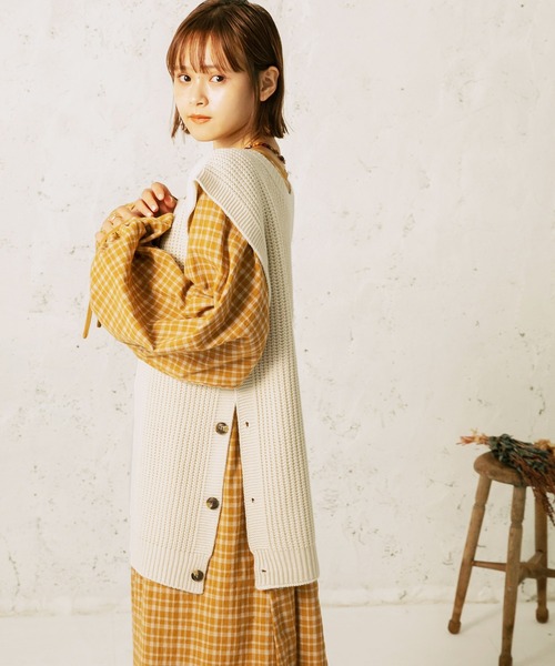 mikke（ミッケ）の「2WAYオーバーサイズニットベスト&ボリュームスリーブショート丈ボレロ（ベスト・レディース・オフホワイト/オリーブ/ブラック/ベージュ・FREE）」の6枚目の写真