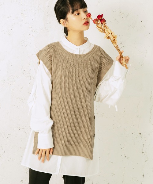 mikke（ミッケ）の「2WAYオーバーサイズニットベスト&ボリュームスリーブショート丈ボレロ（ベスト・レディース・オフホワイト/オリーブ/ブラック/ベージュ・FREE）」の18枚目の写真