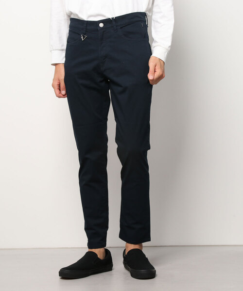 WHIZLIMITED（ウィズリミテッド）の「5P SLIM PANTS（チノパンツ・メンズ・ブラック/ネイビー/チャコール・MEDIUM/LARGE）」の3枚目の写真