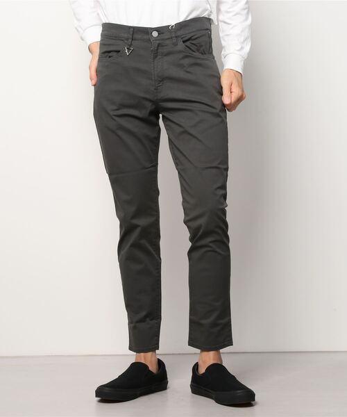 WHIZLIMITED（ウィズリミテッド）の「5P SLIM PANTS（チノパンツ・メンズ・ブラック/ネイビー/チャコール・MEDIUM/LARGE）」の2枚目の写真