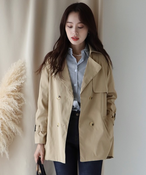 BLUEEAST（ブルーイースト）の「ショートトレンチコート（トレンチコート・レディース・ブラック/ベージュ・MEDIUM）」の12枚目の写真