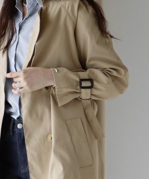 BLUEEAST（ブルーイースト）の「ショートトレンチコート（トレンチコート・レディース・ブラック/ベージュ・MEDIUM）」の14枚目の写真