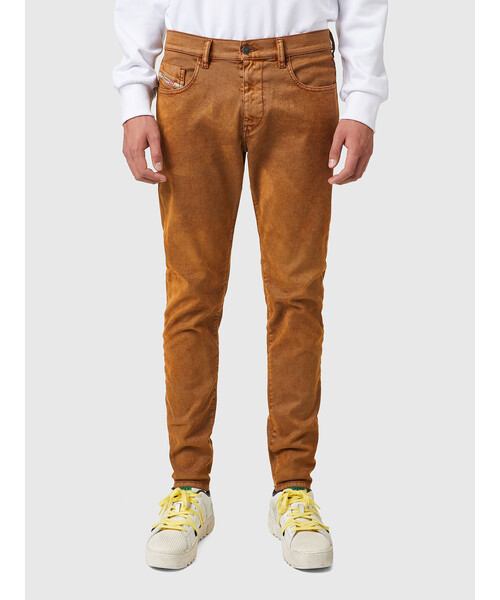 DIESEL（ディーゼル）の「FW21 メンズ デニムパンツ ジョグジーンズ スリム ベルベット カラーデニム（デニムパンツ・メンズ・ダークグレー/ブラウン・28inch/32inch/38inch/34inch/30inch/36inch）」の2枚目の写真