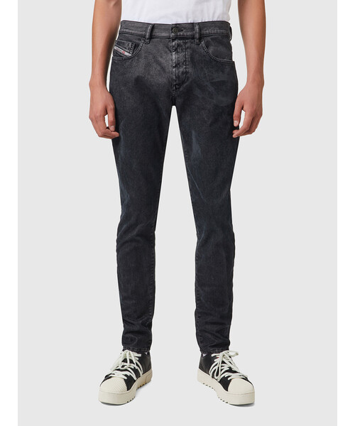 DIESEL（ディーゼル）の「FW21 メンズ デニムパンツ ジョグジーンズ スリム ベルベット カラーデニム（デニムパンツ・メンズ・ダークグレー/ブラウン・28inch/32inch/38inch/34inch/30inch/36inch）」の7枚目の写真