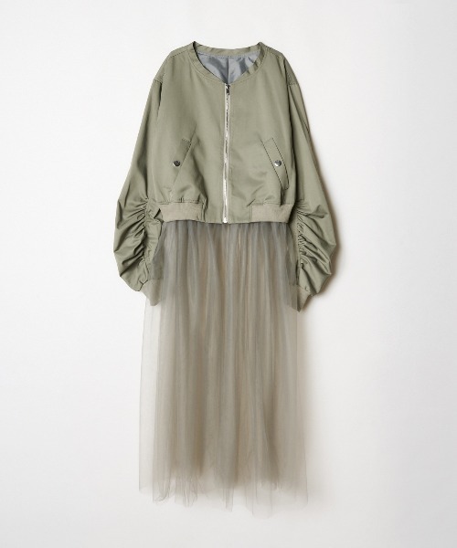 REDYAZEL(レディアゼル)の「チュールボリューム袖MA-1(ブルゾン・レディース・グリーン/ベージュ/ネイビー・FREE)」の6枚目の写真