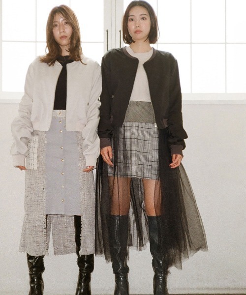 REDYAZEL(レディアゼル)の「チュールボリューム袖MA-1(ブルゾン・レディース・グリーン/ベージュ/ネイビー・FREE)」の10枚目の写真