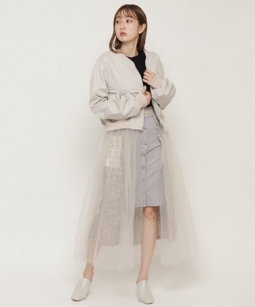 REDYAZEL(レディアゼル)の「チュールボリューム袖MA-1(ブルゾン・レディース・グリーン/ベージュ/ネイビー・FREE)」の13枚目の写真