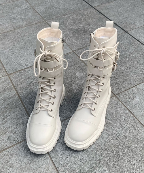 titty＆Co. PETIT by poyo（ティティーアンドコープティバイポヨ）の「【titty&Co.PETIT by POYO】レースアップミドルブーツ（ブーツ・レディース・ホワイト/ブラック・FREE）」の8枚目の写真