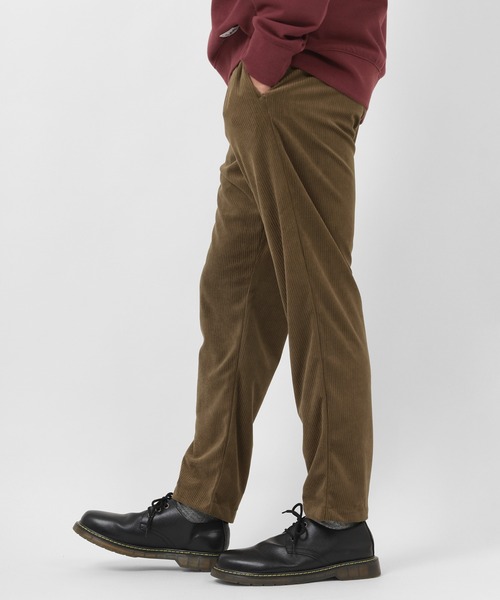 make a ray!（メイク ア レイ！）の「コーデュロイ ストレッチ テーパード イージーパンツ（その他パンツ・メンズ・ブラック/ベージュ/ネイビー/ブラウン/アイボリー・M/L/XL）」の4枚目の写真