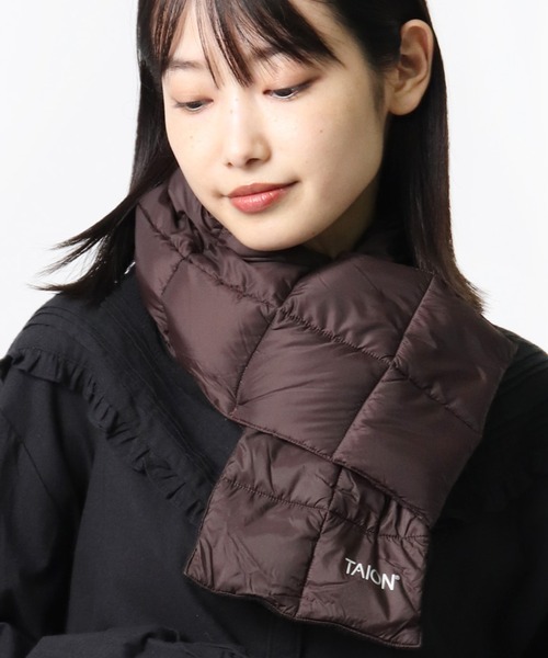 TAION(タイオン)の「【 TAION / タイオン 】ベーシック ダウンマフラー TAION2012 DON(マフラー・レディース・ブラック/ナチュラル/パープル/カーキ/レッド/グレー/イエロー/オリーブドラブ/ライトブルー/ベージュ/ブルー/ターコイズブルー/ダークグレー/ダークオレンジ/チャコール/グリーン/ネイビー/ダークブラウン/オフホワイト/サックスブルー/キャメル/オレンジ・FREE)」の7枚目の写真