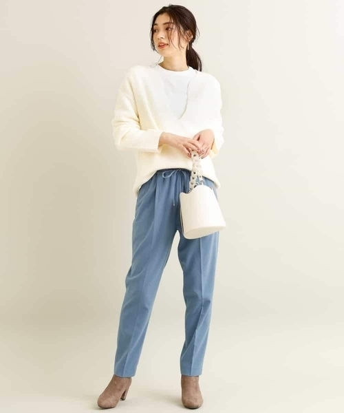 a.v.v（アーヴェヴェ）の「【3Dパンツ】イージーテーパードパンツ（その他パンツ・レディース・ライトグレー/チャコールグレー/ブラック/ベージュ/ブルー/クリーム・36/34/38/40/42）」の7枚目の写真