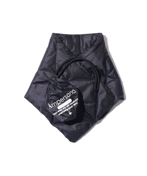 Ampersand（アンパサンド）の「Ampersand/アンパサンド ライトダウンマフラー 撥水 軽量 パッカブル（マフラー・キッズ・ブラック/ベージュ/カーキ/ピンク・120/140）」の2枚目の写真