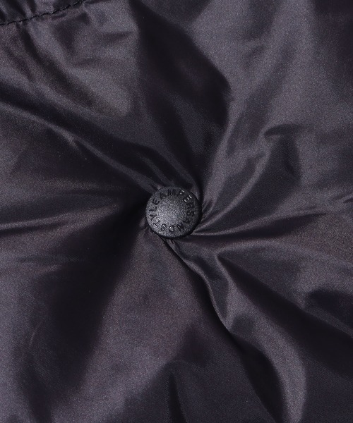 Ampersand（アンパサンド）の「Ampersand/アンパサンド ライトダウンマフラー 撥水 軽量 パッカブル（マフラー・キッズ・ブラック/ベージュ/カーキ/ピンク・120/140）」の6枚目の写真