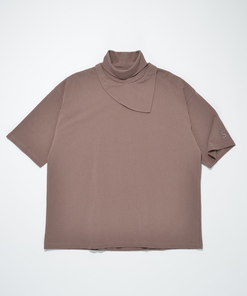 SUPERTHANKS（スーパーサンクス）の「タートルネックオーバーサイズビッグシルエットTシャツ(ユニセックス)（Tシャツ/カットソー・メンズ・ホワイト/ブラック/モカ・L/S/M）」の4枚目の写真