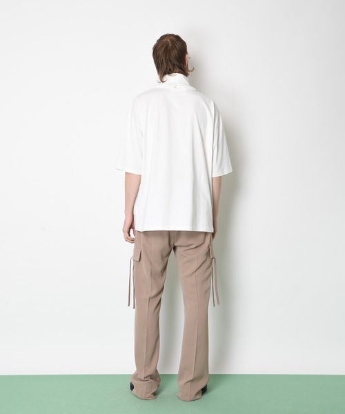 SUPERTHANKS（スーパーサンクス）の「タートルネックオーバーサイズビッグシルエットTシャツ(ユニセックス)（Tシャツ/カットソー・メンズ・ホワイト/ブラック/モカ・L/S/M）」の10枚目の写真