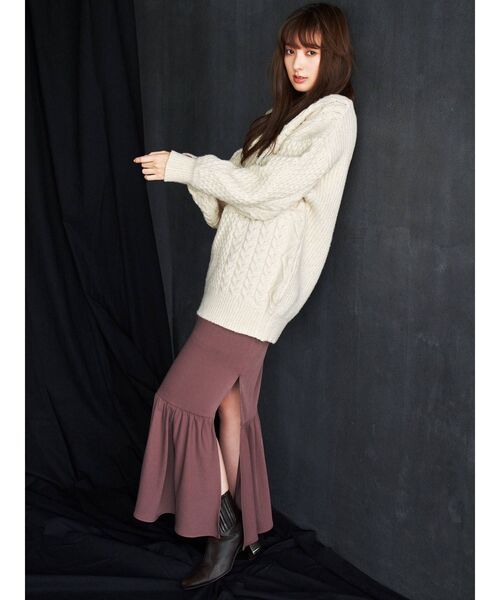 RESEXXY(リゼクシー)の「ケーブルボリュームニットチュニック(ニット/セーター・レディース・オフホワイト/ブラック/キャメル・FREE)」の22枚目の写真