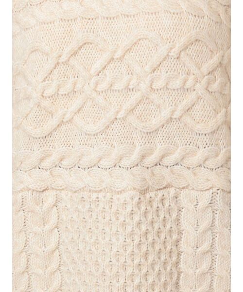 RESEXXY(リゼクシー)の「ケーブルボリュームニットチュニック(ニット/セーター・レディース・オフホワイト/ブラック/キャメル・FREE)」の7枚目の写真