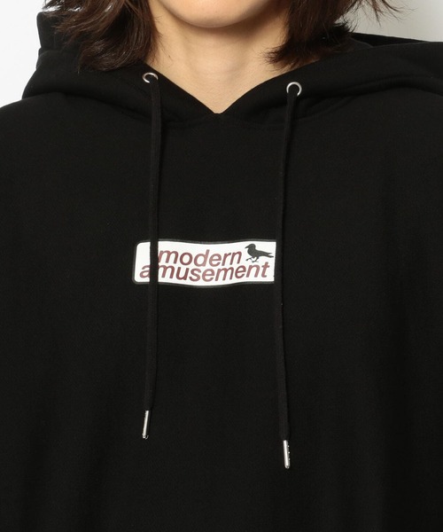 Modern Amusement(モダンアミューズメント)の「ModernAmusement/モダンアミューズメント/スウェットフーディー(パーカー・メンズ・ホワイト/グレー/ブラック・LARGE/MEDIUM)」の9枚目の写真