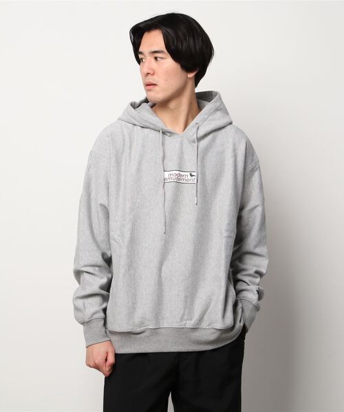 Modern Amusement(モダンアミューズメント)の「ModernAmusement/モダンアミューズメント/スウェットフーディー(パーカー・メンズ・ホワイト/グレー/ブラック・LARGE/MEDIUM)」の8枚目の写真